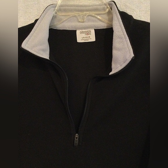 Danskin Now Pullover Sweater. L 12/14 - Picture 2 of 3